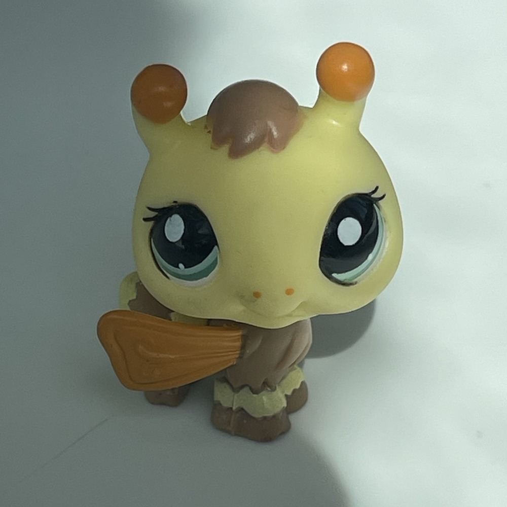 Littlest Pet Shop Bee #1986